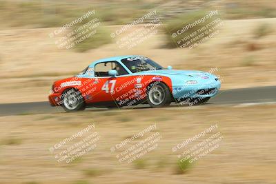 media/Jun-01-2025-CalClub SCCA (Sun) [[eae223c5dd]]/Group 5/Qualifying/